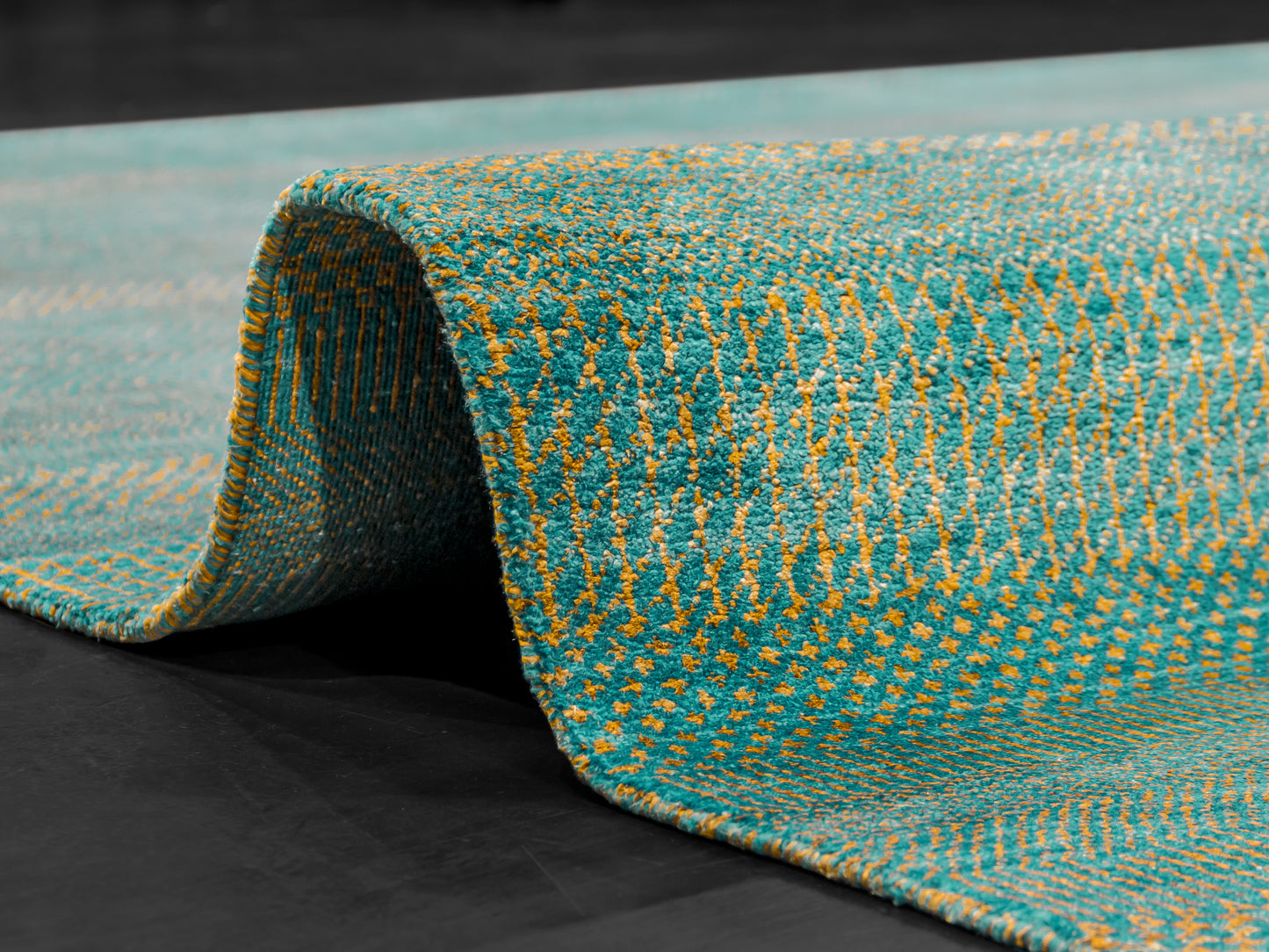 Modern Handmade Pure Pure Silk Rug Aqua Green/Yellow