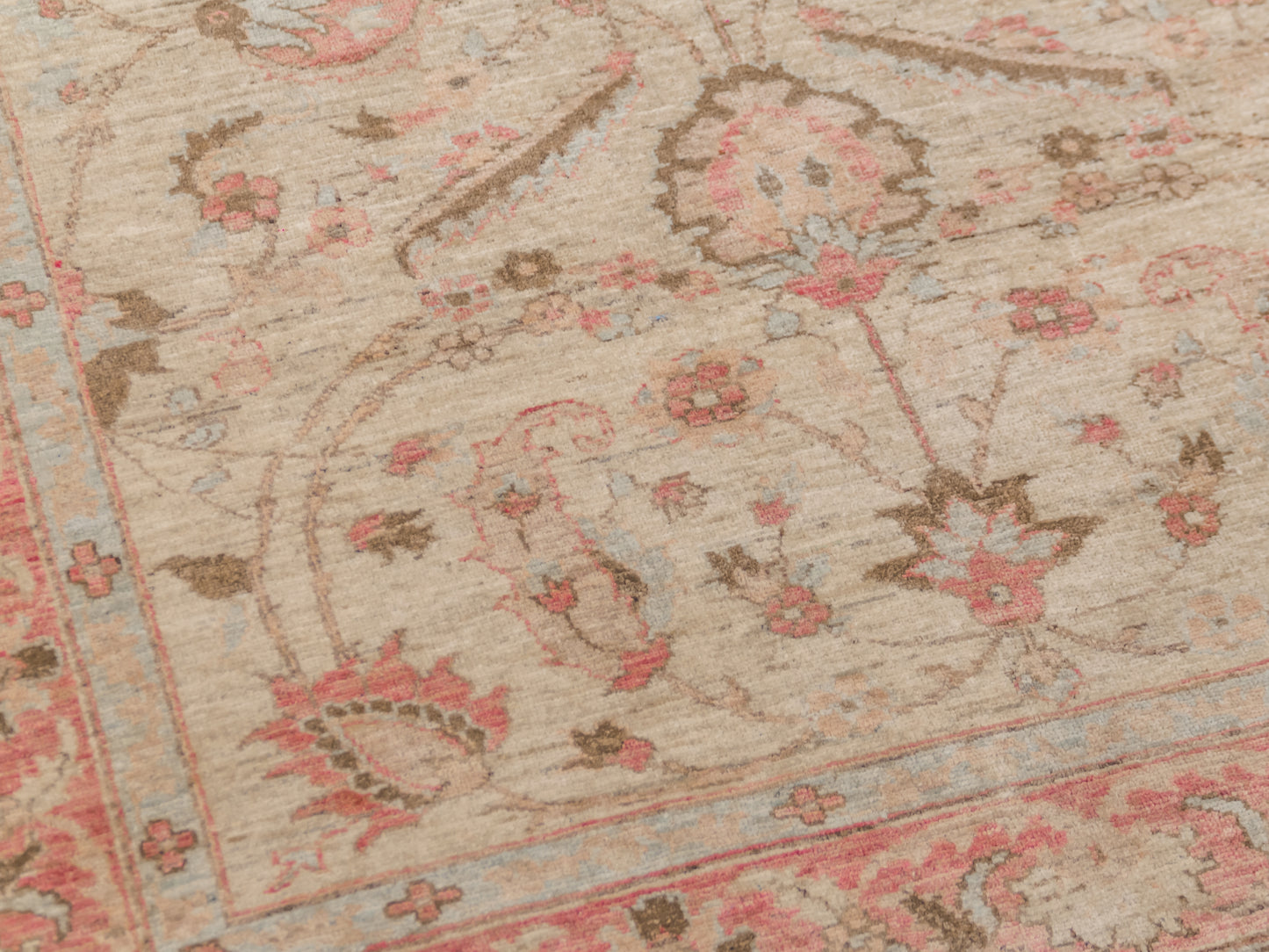 Fine-Hand-Knotted Area Wool Rug From Pakistan