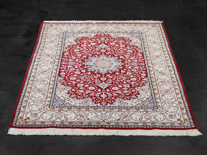 Handmade Authentic Persian Isfahan Wool And Silk Medallion Rug