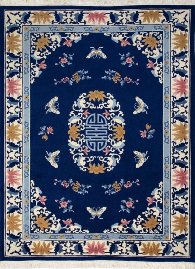 Traditional Wool & Silk China Area Rug With A Floral Design