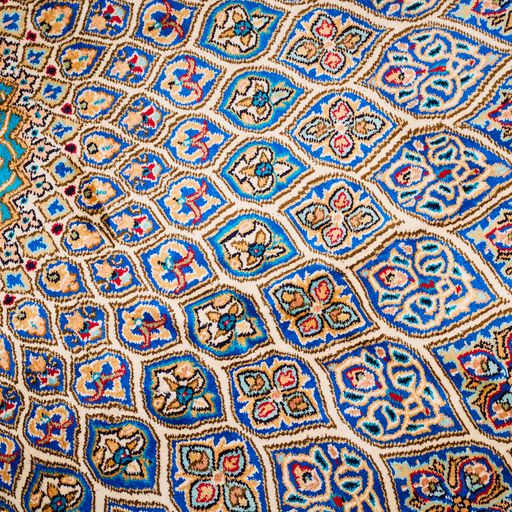 Kashmir Handcrafted Silk Area Rug Persian Gonbad Design