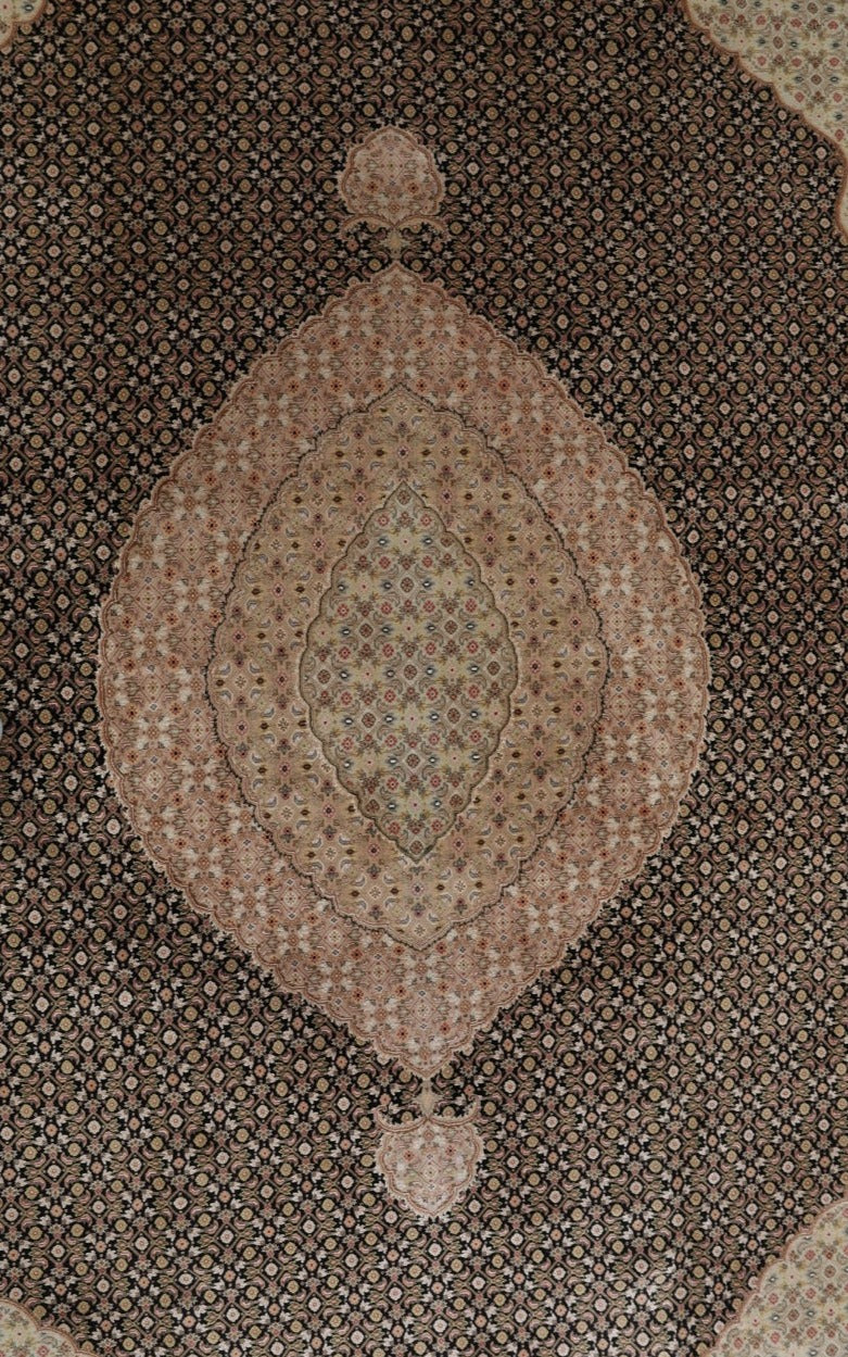 Original Fine Handmade Wool And Silk Rug with Herati Design
