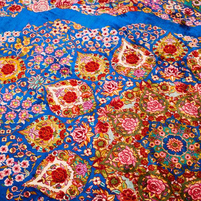 Kashmir Handmade Silk Rug Floral Rose Medallion Design