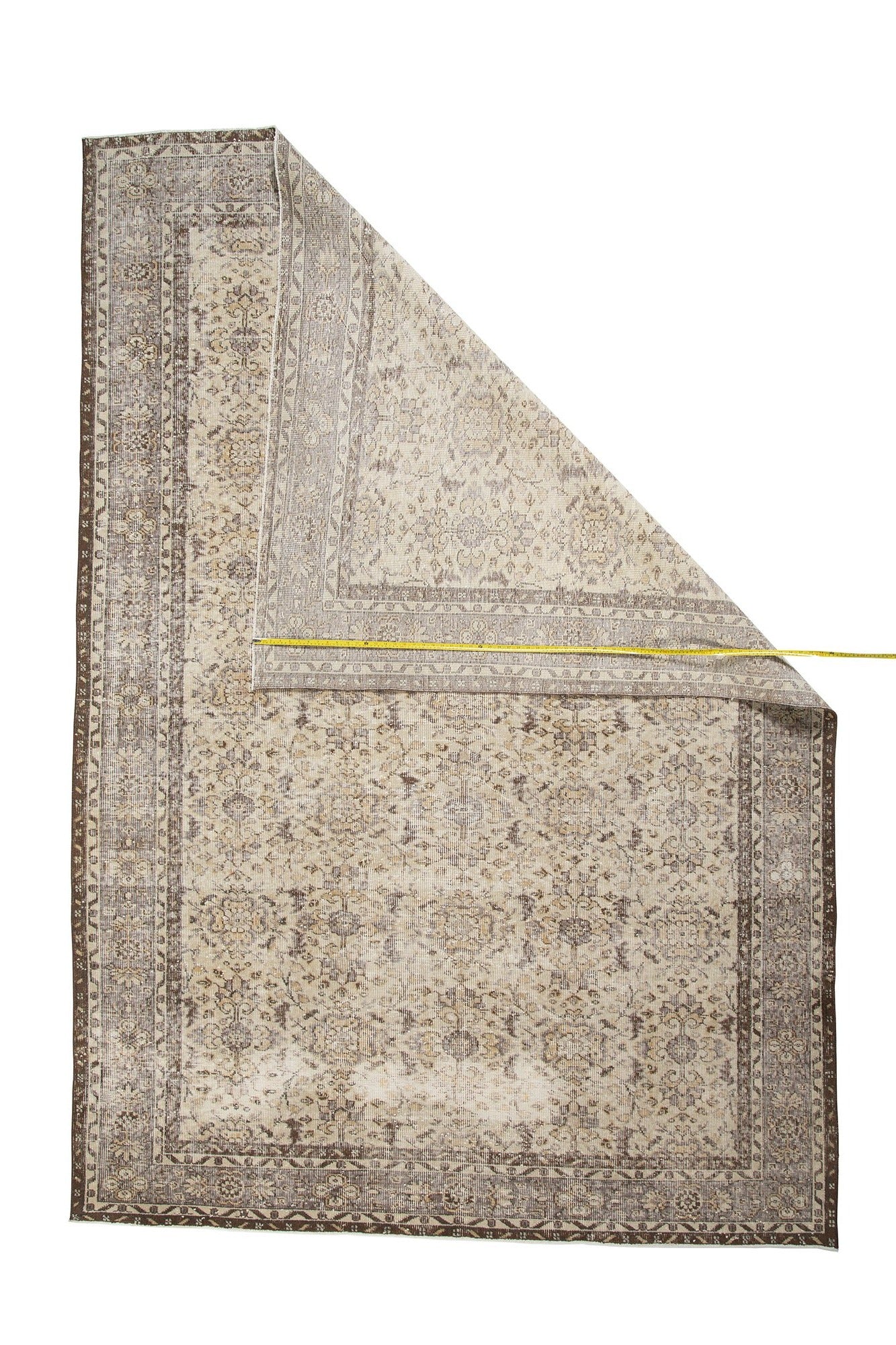 Vintage Wool Rug With a Traditional Floral Design