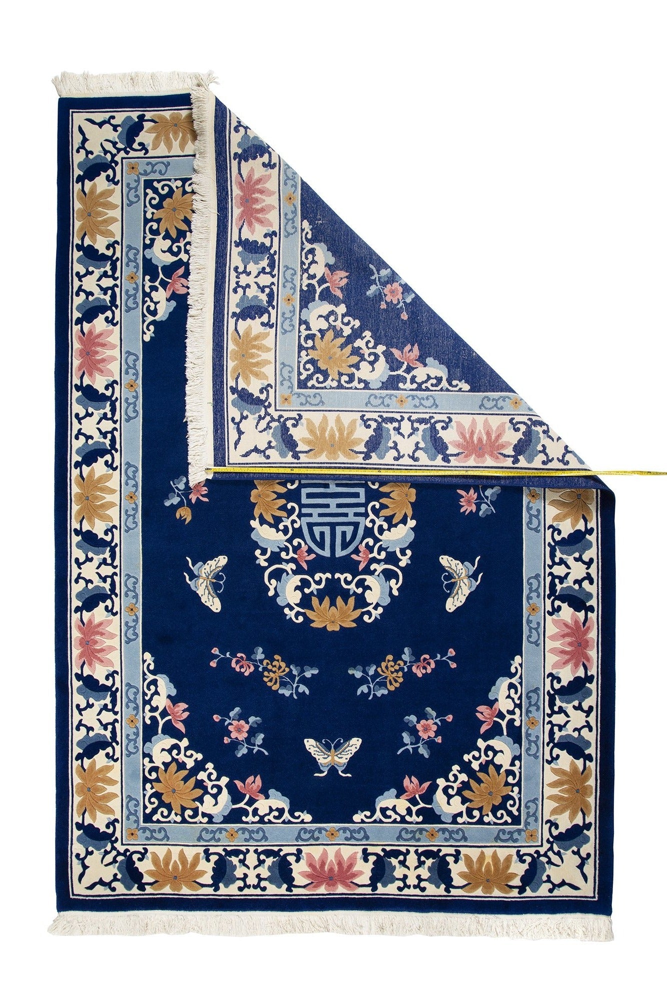 Traditional Wool & Silk China Area Rug With A Floral Design