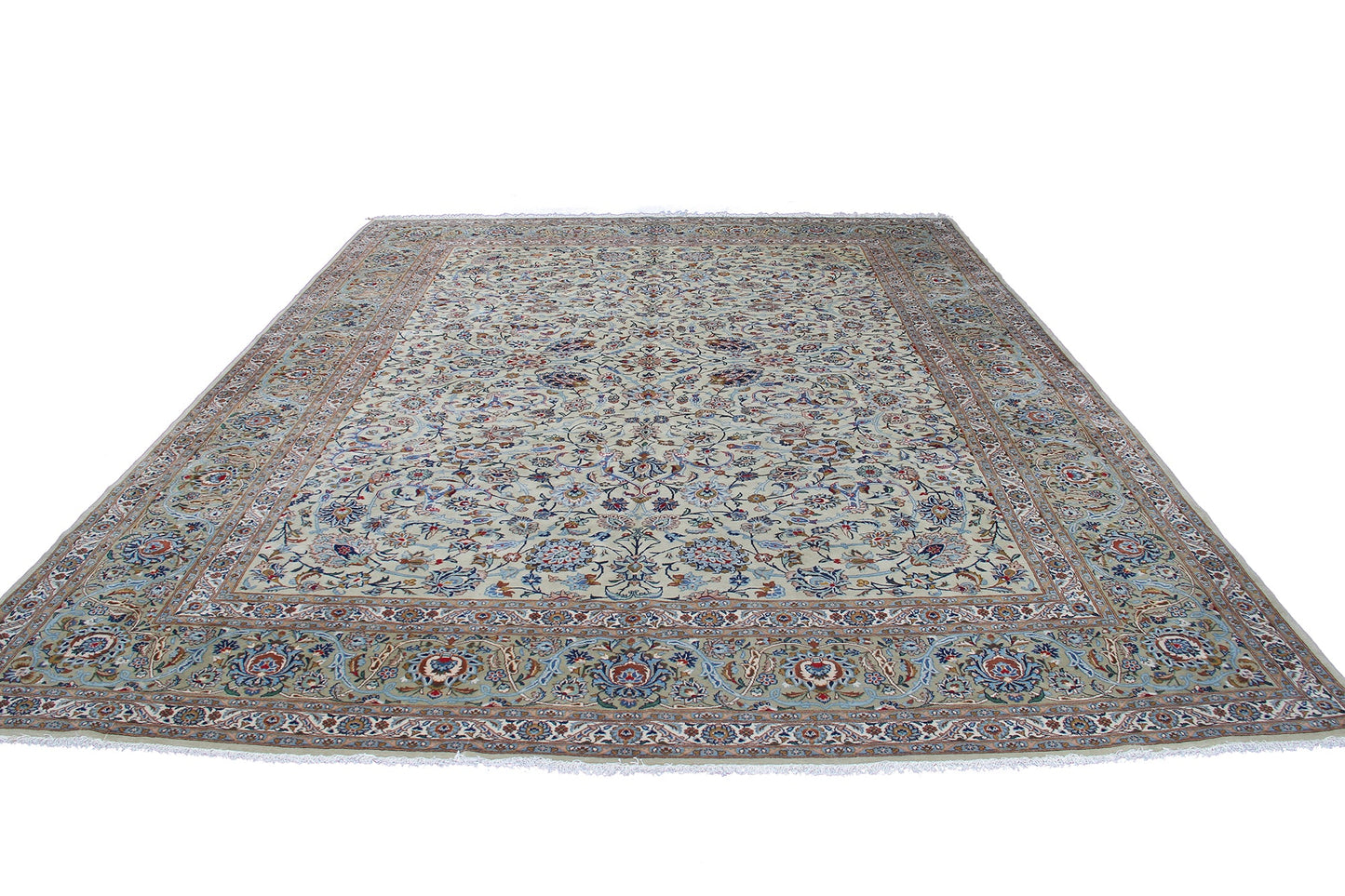 Traditional Persian Kashan Handmade Wool And Silk Carpet