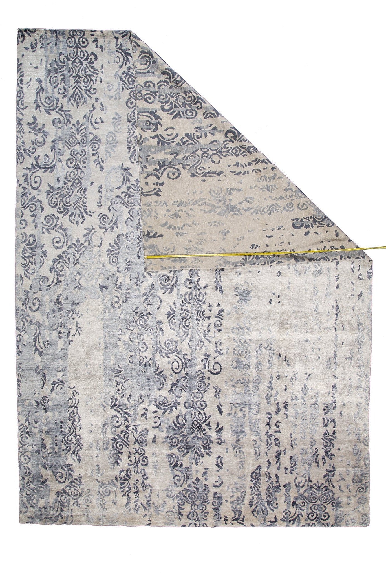 Contemporary  Nepal Handmade Bamboo Silk Oversized Area Rug