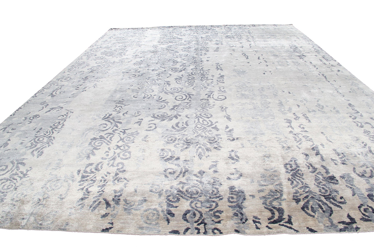 Contemporary  Nepal Handmade Bamboo Silk Oversized Area Rug