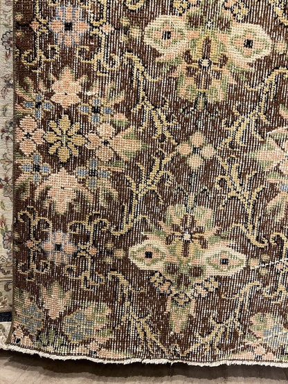 Fine Handmade Turkish Wool Carpet With An Antique Design-id5
