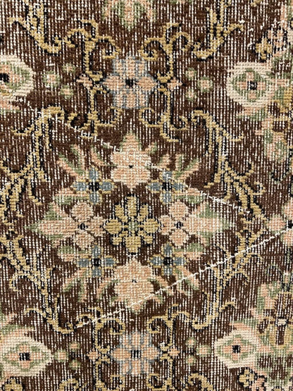 Fine Handmade Turkish Wool Carpet With An Antique Design-id6

