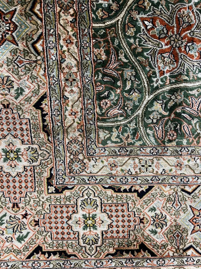 Kashmir Pure Silk Medallion Gonbad Rug