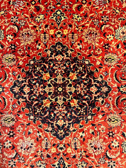 Traditional Medallion Kashmir Silk Rug Semi-Antique Carpet