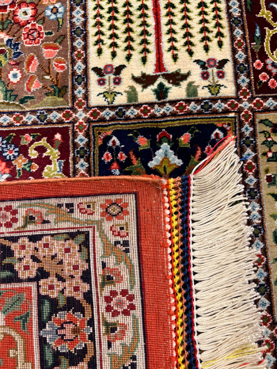 Hand-Knotted Persian Bakhtiari Four Season Pure Silk Carpet