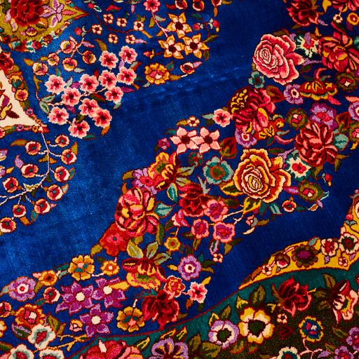 Kashmir Handmade Silk Rug Floral Rose Medallion Design