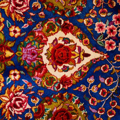 Kashmir Handmade Silk Rug Floral Rose Medallion Design