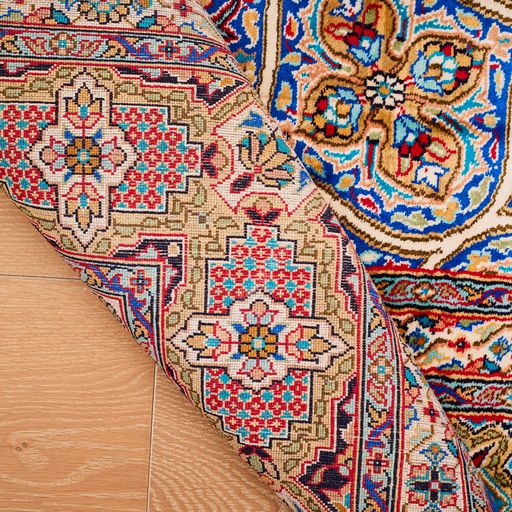 Kashmir Handcrafted Silk Area Rug Persian Gonbad Design