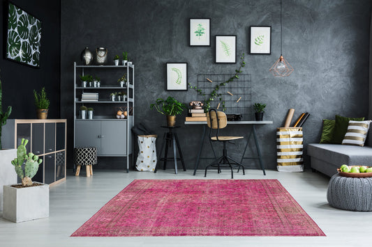777 - Vintage Fine Handmade Wool Area Rug