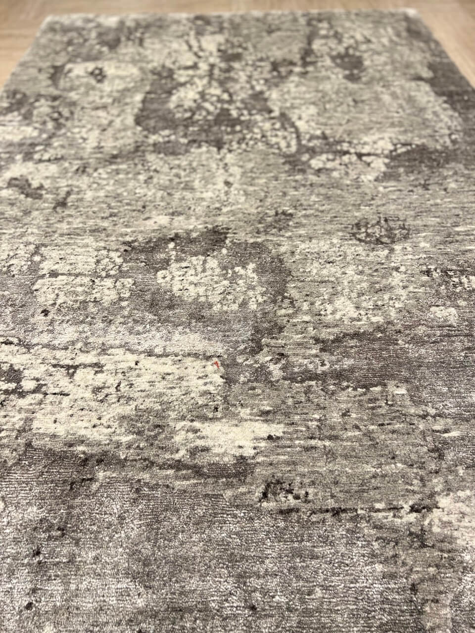 Fine Handmade Indian  Contemporary Wool And Silk Rug