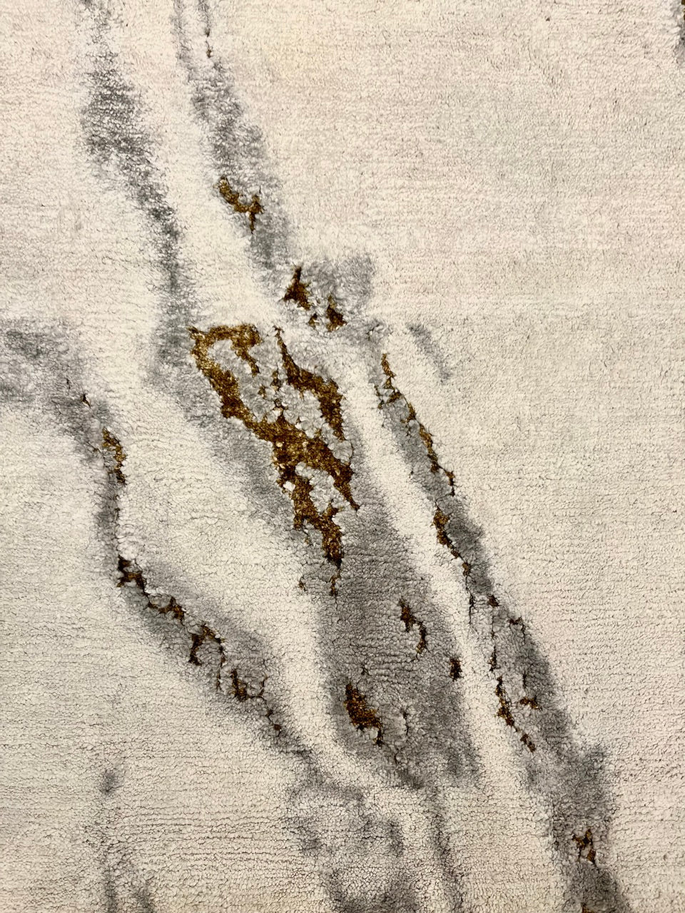 Hand-Knotted Modern Indian Bamboo Silk And Wool Carpet